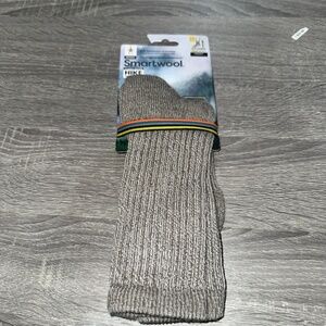 Smartwool Classic Edition Hike Merino Crew Height, Taupe Light Cushion Unisex L